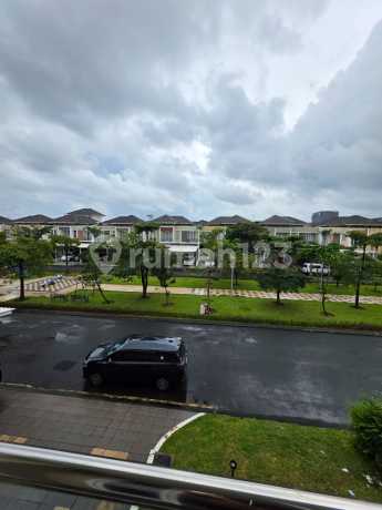 Rumah 2 Lantai Posisi Depan Kolam Renang + Jalan Lebar - Cluster San Lorenzo