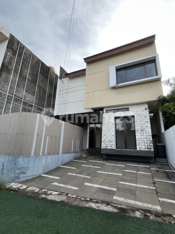 Disewakan Rumah 2 Lantai - Kamboja Town House - Lokasi Strategis Disewakan Rumah 2 Lantai - Kamboja Town House - Lokasi Strategis