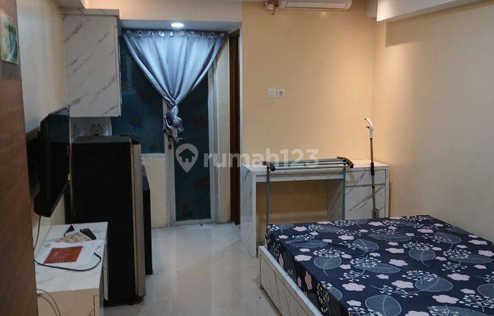 Apartemen Green Park View, Type Studio, Siap Huni, Renovasi, View Pool