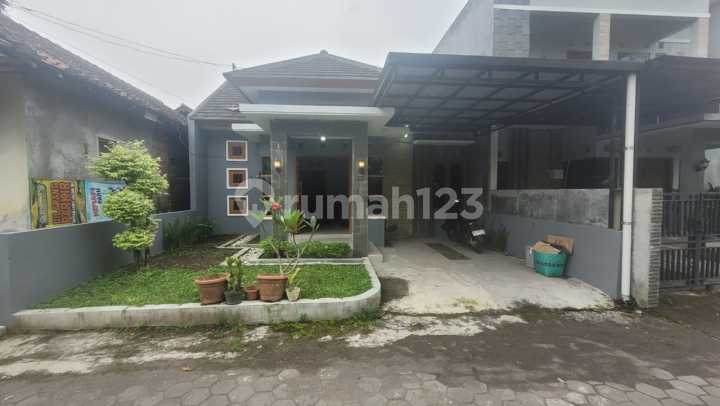 Rumah Furnished 3kamar Tidur Jakal Km 10 600jtan 