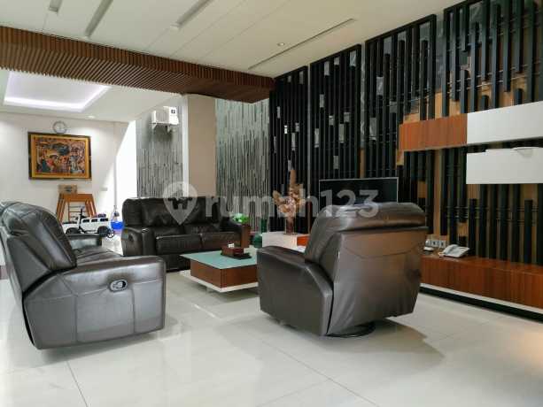 Dijual Rumah Mewah Taman Millenium Pajajaran Sukawarna Bandung