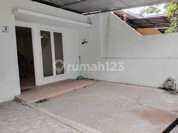 0160 Disewakan Rumah Green Garden Regency C, 3BR Kosongan 0160 Disewakan Rumah Green Garden Regency C, 3BR Kosongan