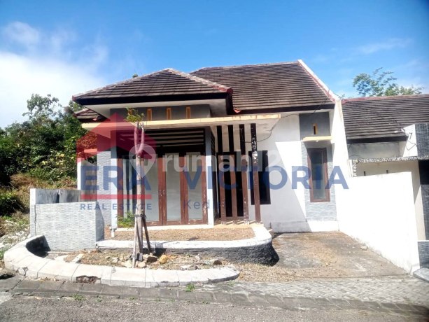 Dijual Rumah Tenang Dan Sejuk, One Gate System, Modern Minimalis Dijual Rumah Tenang Dan Sejuk, One Gate System, Modern Minimalis