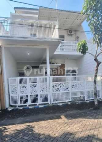 Jual Rumah 2 Lantai Full Renovasi*perum Grand Royal Regency*wage Taman Sidoarjo Jual Rumah 2 Lantai Full Renovasi*perum Grand Royal Regency*wage Taman Sidoarjo
