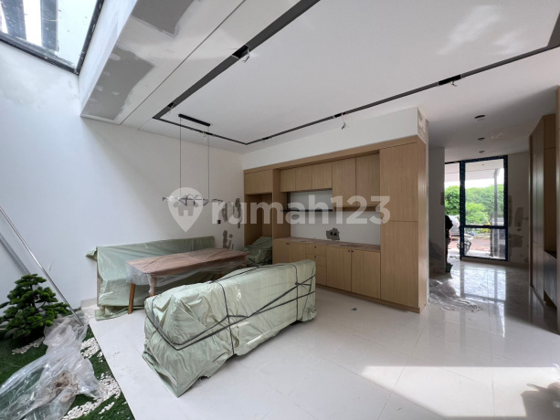 (Intiland) Rumah Baru Type Sakha yang Asri dan Nyaman