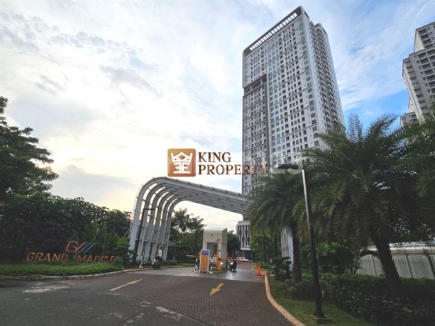 Near Central Park Mall, Apl Tower, and Soho Capital, 2Br 62M for Rent at Grand Madison Apartments GM CP Partially Furnished, Comfortable and Ready to Occupy, Facilities: Gym, Sauna, Swimming Pool, Jacuzzi