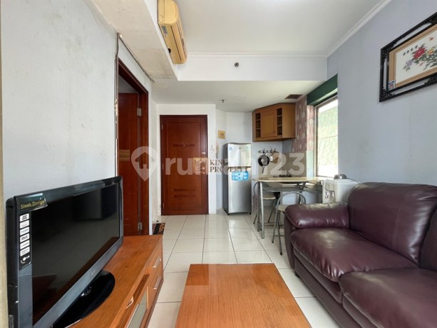 Sea View with Sunset View, Cheap Sale 1BR Marina Mediterania Ancol Apartment Furnished with Swimming Pool, Fitness Center, Garden Facilities.