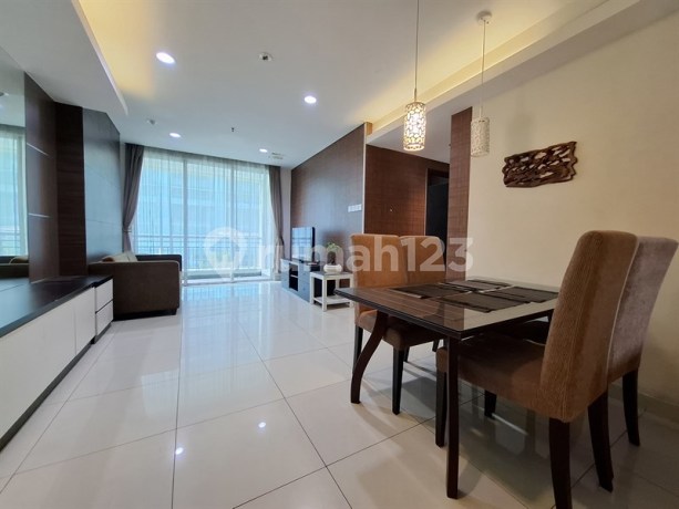 Disewakan 2Br Central Park Residences Furnished Minimalis Rapi, Diatas Mall Central Park Kawasan Superblock Podomoro City Jakarta Barat.