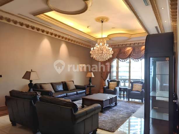 Quick Sale 4Br Da Vinci Sudirman 382M² Private Lift, Classic European Style Furnished with City View, Facilities Include Swimming Pool, Sauna, Spa and Gym, Sudirman South Jakarta.