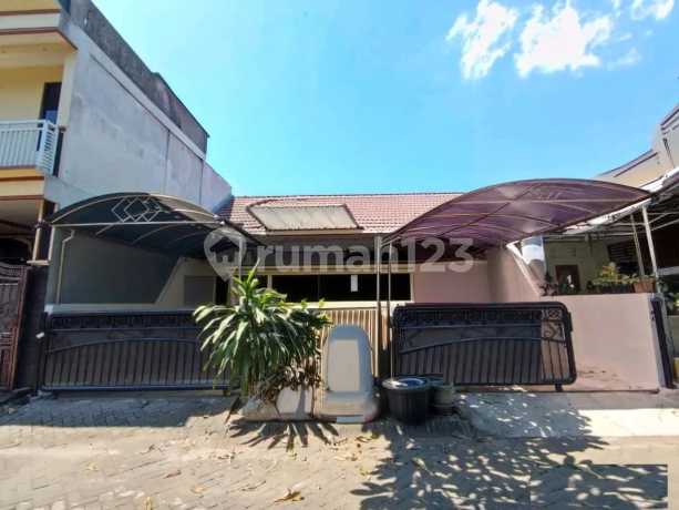 Rumah di Perumahan Palm Spring Regency - Jambangan, Surabaya Rumah di Perumahan Palm Spring Regency - Jambangan, Surabaya