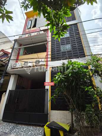 Rumah Kost Putra Aktif Perumahan Semolowaru Rumah Kost Putra Aktif Perumahan Semolowaru