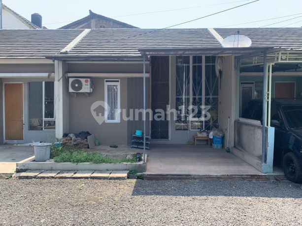 Rumah Cantik Minimalis Siap Huni di Cibaduyut