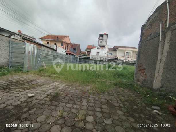 Tanah Cukup Luas di Dalam Komplek,Cocok Untukmembuat Kavling