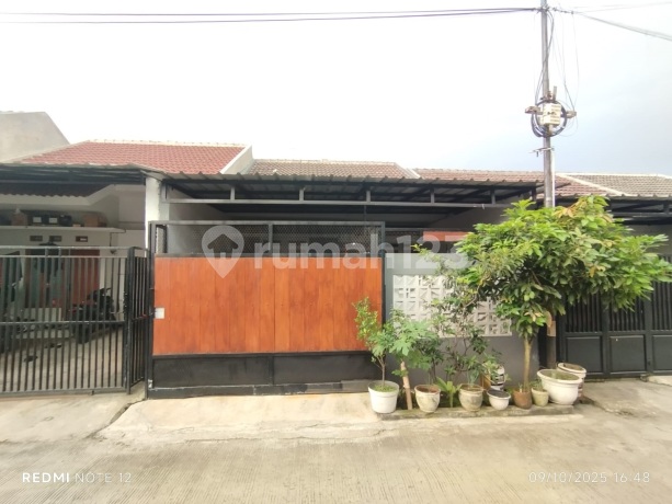 Rumah Siap Huni di Rancamanyar Indah,Dengan Akses Jalan Utama Komplek yang Sangat Lebar,Udara Yg Sejuk,Lingkungan yang Aman dan Nyaman,Menjadikan Hunian Ini Sangat Rekomendasi untuk Dimiliki Pasangan Muda Maupun Segala Usia