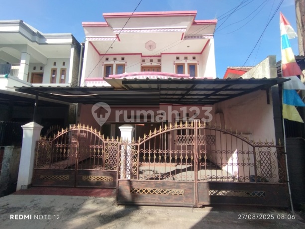 Hunian 2 Lantai Nan Cantik dan Siap Huni