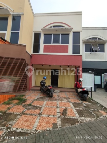 Ready-to-Use Shop House with Mezzanine in Rancamanyar Regency