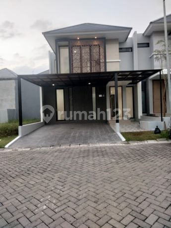 Jual Rumah Semi Furnished Bagus HGB - Hak Guna Bangun di Buona Vista, Citraland