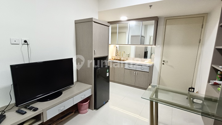 Sewa Apartemen 2 BR Furnis Lengkapamor Eastcoast Mansion Pakuwon City