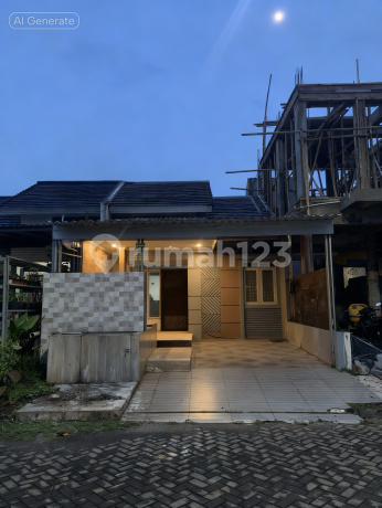 Minimalist House Near Tourist City