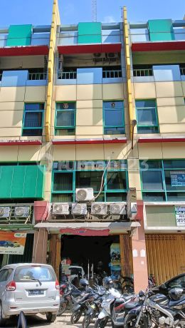 Ruko Murah di Komplek Golden Palace Hr Muhammad 3426 Ruko Murah di Komplek Golden Palace Hr Muhammad 3426