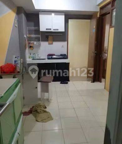 Dijual Apartemen 2BR Semi Furnished Green Park View