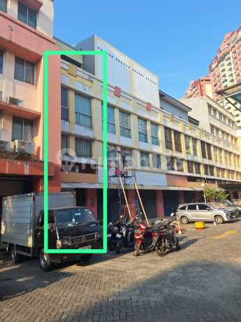 Di Jual Lelang Ruko 3 Lantai di Ruko Mega Grosir Cempaka Mas Jakarta Pusat Di Jual Lelang Ruko 3 Lantai di Ruko Mega Grosir Cempaka Mas Jakarta Pusat