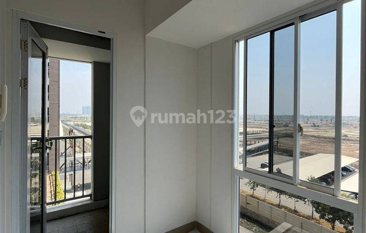 DIJUAL APARTEMENT TOKYO RIVERSIDE PIK 2 TIPE 2BR UK 40m2 UNFURNISH