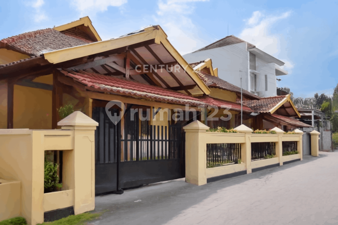Rumah Luas 500 Di Kawasan Perum Dosen UGM Sawitsari