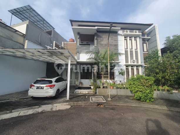 Rumah Jarang Ada di Komplek Singgasana Perdana Cibaduyut .Kopo