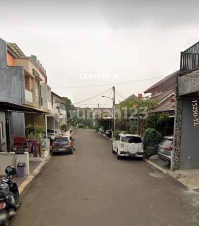 Dijual Rumah Dalam Cluster Bintaro Terrace