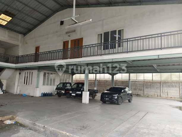 Land and Building ex workshop in Alam Sutera Land and Building ex workshop in Alam Sutera