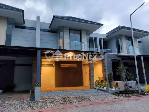 Rumah Modern Springville Residence - Rungkut