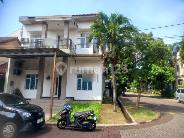 For Sale Quick Boarding House 9 Rooms Near UPH Campus Lippo Karawaci Tangerang For Sale Quick Boarding House 9 Rooms Near UPH Campus Lippo Karawaci Tangerang