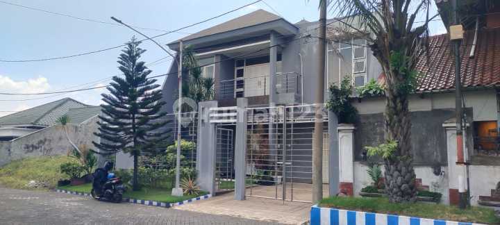 Dijual Rumah Modern 2 Lantai Pucang Indah Sidoarjo Dijual Rumah Modern 2 Lantai Pucang Indah Sidoarjo