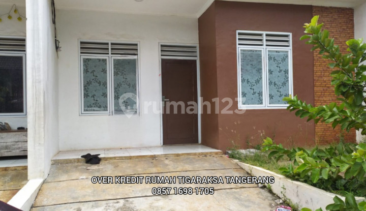 Over Kredit 98JT dkt stasiun di Triraksa Village 2 Tangerang