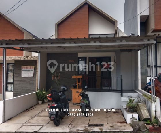 Take Over Rumah dkt sta KA Cibinong Bogor 79 JT di The Green Hill Cluster De Rivera