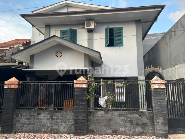 Rumah 3 Lantai 187M2 di Wirosaban, Umbulharjo, Yogyakarta, SHM