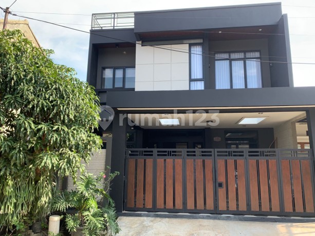 Rumah 2.5 Lantai 151M2 di Taman Persada Asri, Bandung, SHM