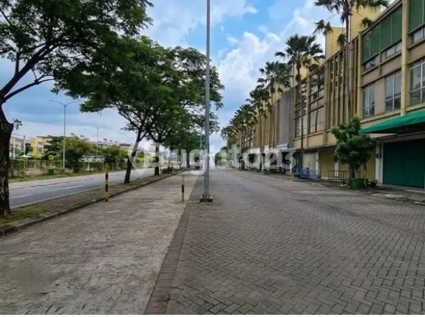 Ruko Strategis 4 Lantai 4,5 X 15 M di Golf Lake Cengkareng Ruko Strategis 4 Lantai 4,5 X 15 M di Golf Lake Cengkareng