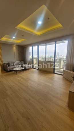 Disewakan Apartemen Simprug Indah. 3 Bedroom Full Furnish