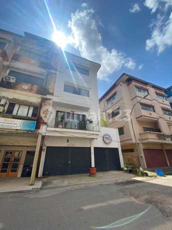 Dijual Cepat Ruko Hook Nusa Bali Parkiran Luas dan Full Renov