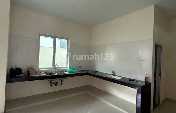 Dijual Rumah Hook Tengah The Summer Residence 3br Batam Center