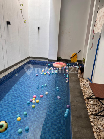 Dijual Rumah Minimalis Rasa Villa Kelapa Gading Dekat Mkg Swimming Pool Dijual Rumah Minimalis Rasa Villa Kelapa Gading Dekat Mkg Swimming Pool