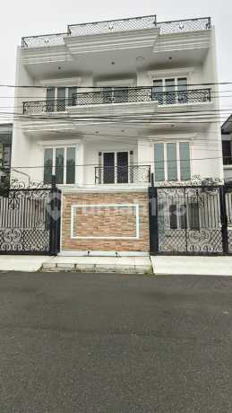 Dijual Cepat Rumah Mewah Gading Kirana 3 Lantai Siap Huni Dijual Cepat Rumah Mewah Gading Kirana 3 Lantai Siap Huni