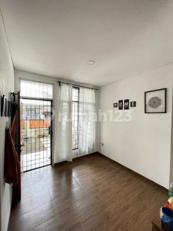 Dijual Rumah Sektor 1 E, Gading Serpong, Dekat Akses Toll Dijual Rumah Sektor 1 E, Gading Serpong, Dekat Akses Toll