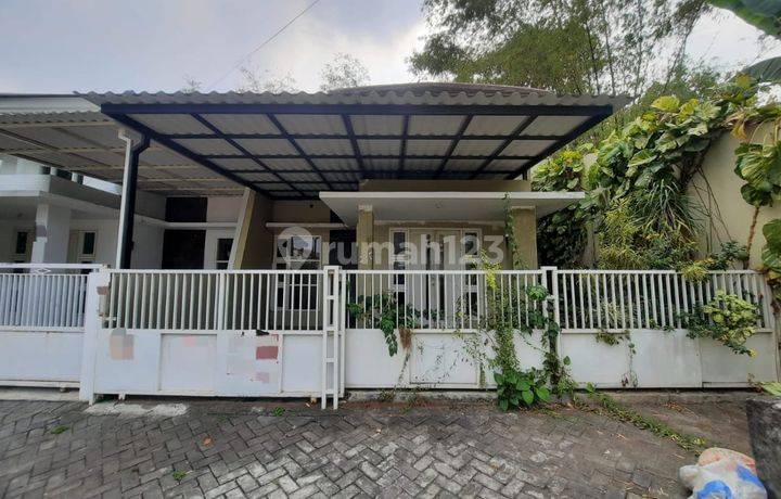 0624.211 Rumah Lelang Gresik Di Driyorejo Di Menteng Regency