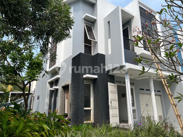 Rumah Mewah Minimalis 2 Lantai Siap Huni Rumah Mewah Minimalis 2 Lantai Siap Huni