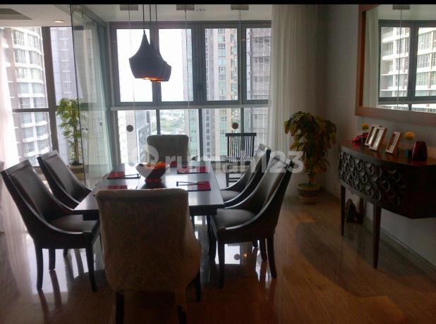 Dijual Cepat Harga Nego The Bloomington Kemang Village Apartment 3 Bedrooms 224M2 Private Lift