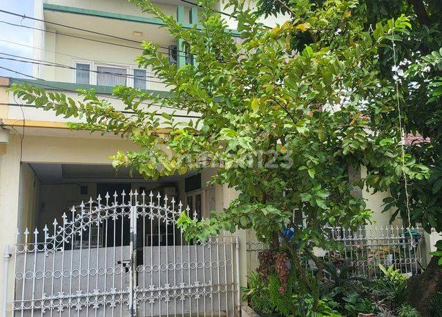 RUMAH SURYA ASRI SIDOARJO 95267