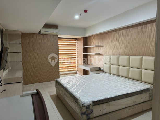 Dijual Apartemen Siap Huni Di Simpang Lima  Warhol, Simpanglima